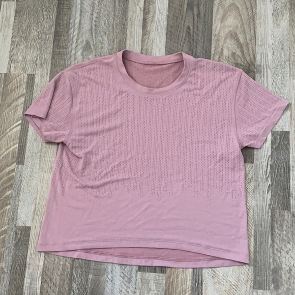 lululemon athletica Tops - Lululemon train to be